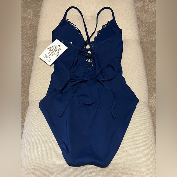 NWT BECCA Embroidered Delilah Clare Plunge One Piece Swimsuit - Picture 6 of 6